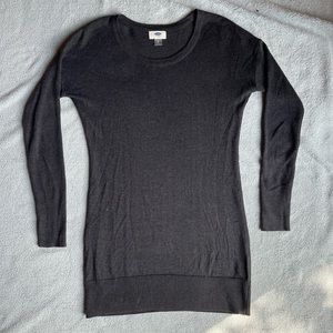 thin and soft grey tunic